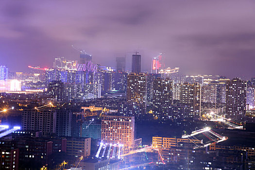 璀璨灯光扮靓城市夜空,港城日照简直美爆了