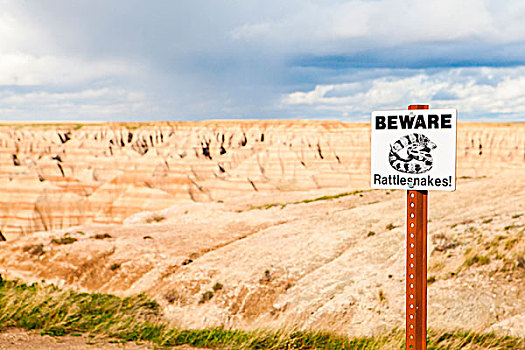 警告标识,荒地国家公园