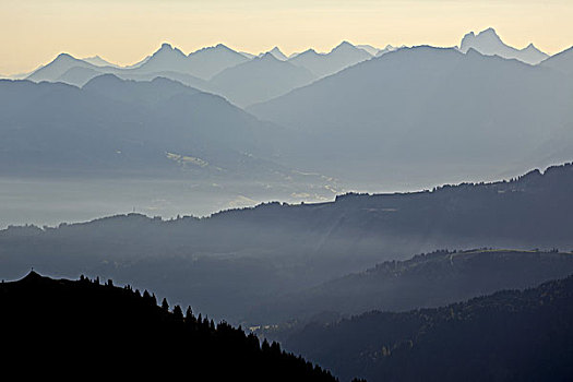 德国,巴伐利亚,阿尔卑斯山,山脉,风景,方向,东方,宽幅,山,红腹灰雀