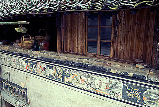 歙县黄备村墙上的彩色绘画