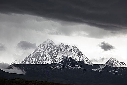 雪山