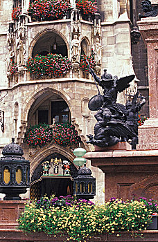德国,慕尼黑,玛利亚广场,雕塑,花,正面,钟琴
