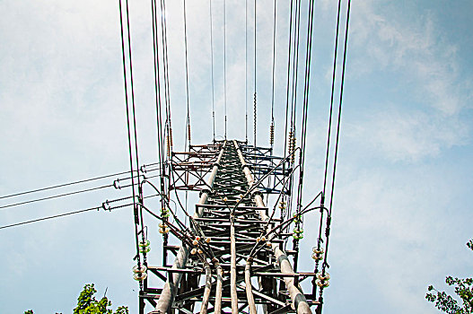电力输送高塔