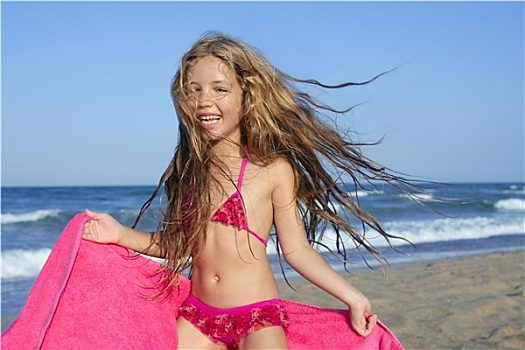 海滩,小女孩,玩,粉色,毛巾,风