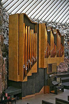 岩石教堂,巨型管风琴