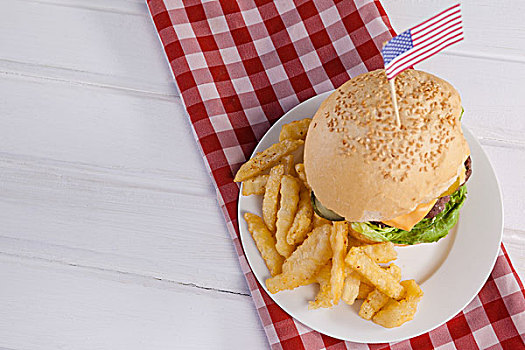 汉堡包,装饰,美国国旗,炸薯条,盘子,上方