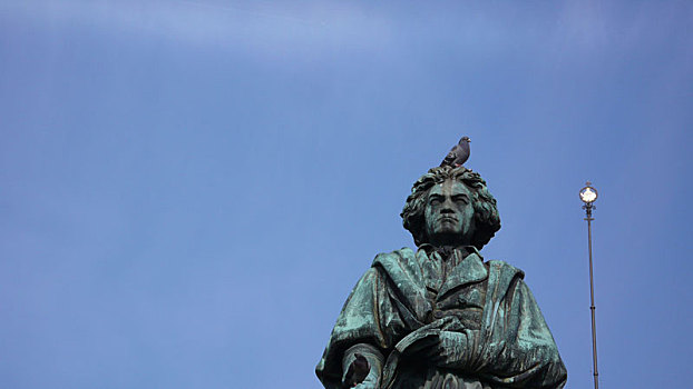 德国波恩的贝多芬铜像