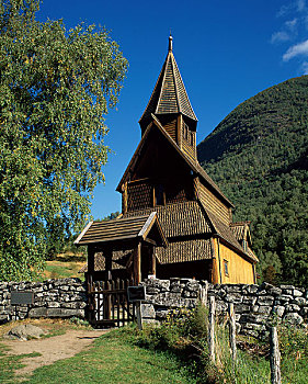 挪威乌尔内斯木造教堂