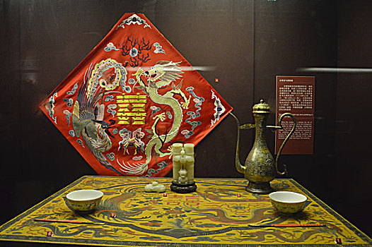 北京故宫故宫藏品,合卺宴和团圆宴的用具,北京故宫博物院