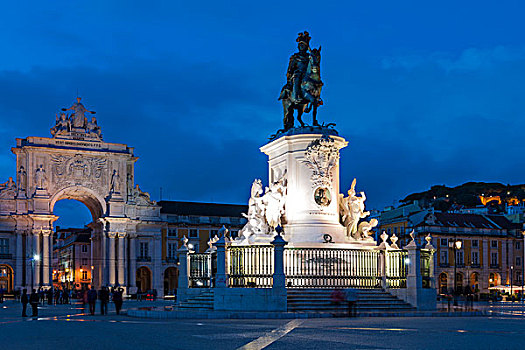 奥古斯塔拱门,凯旋门,广场,正面,骑马雕像,国王,里斯本,葡萄牙,欧洲