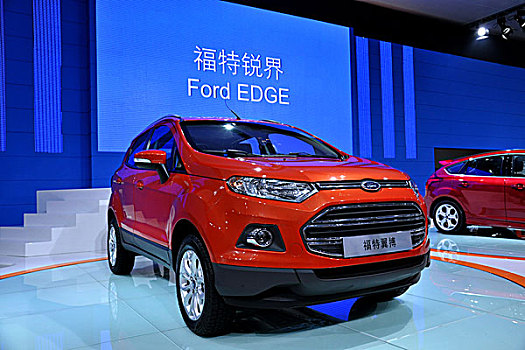 2012年度重庆国际汽车展上展示的福特轿车