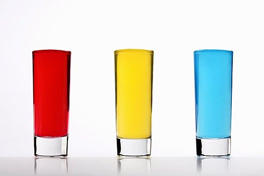 三个,玻璃杯,色彩,饮料,红色,黄色,蓝色