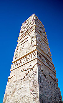 中国雕塑石柱