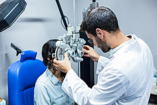 光学设备,综合屈光检查仪,病人,诊所