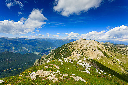 山脉全景,意大利