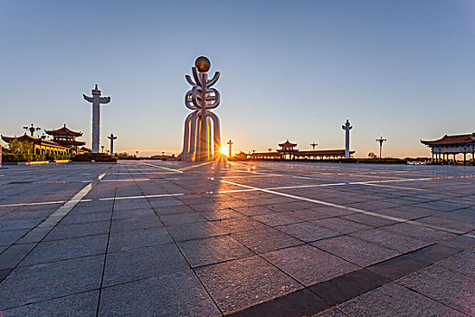 中国东极广场