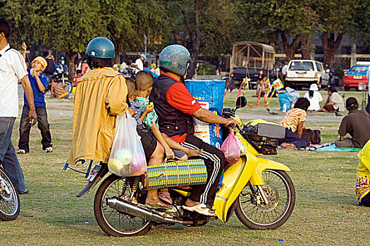 泰国人,家庭,摩托车,泰国,一月,2007年