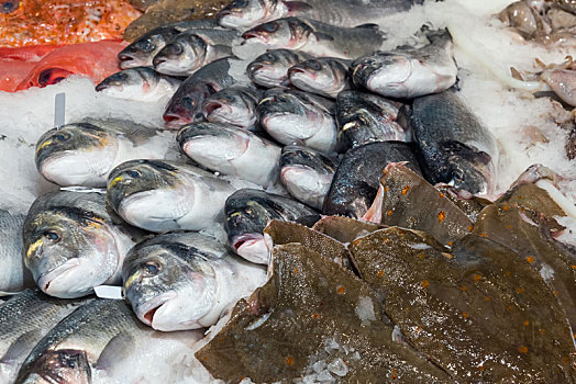 鲜鱼,出售,市场