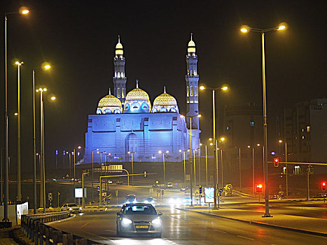 交通,正面,光亮,穆罕默德,清真寺,夜景,马斯喀特,阿曼,亚洲