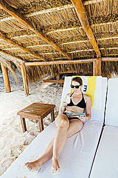中年,女人,放松,沙滩椅,简易屋舍,里维埃拉,玛雅,墨西哥