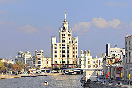 莫斯科河,堤,建筑,一个,摩天大楼,俄罗斯
