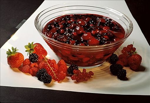红莓,奶油,玻璃碗,新鲜,浆果,正面