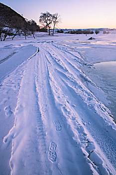 雪原之路