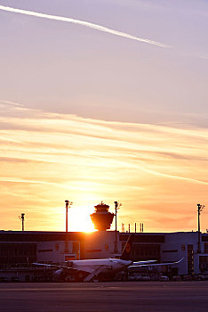 汉莎航空公司,空中客车,塔,航站楼,日落,慕尼黑,机场,上巴伐利亚,巴伐利亚,德国,欧洲