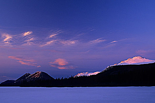 冰冻,麦克唐纳湖,日落,靠近,阿特林,不列颠哥伦比亚省,加拿大