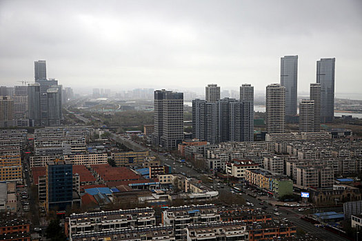 山东省日照市,山雨欲来风满楼,春季天气变化多端