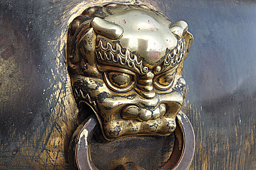 北京故宫博物院的铜缸和神兽