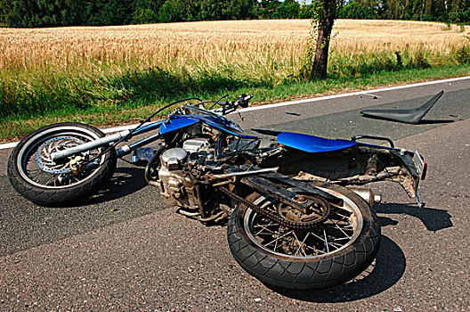 摩托车,意外,乡间小路