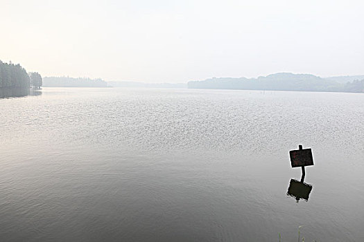 东湖之晨