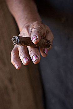古巴,维尼亚雷斯,山谷,手,照亮,雪茄