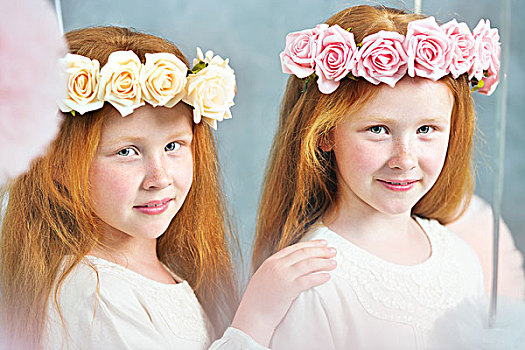 两个,红发,双胞胎,姐妹,姿势,一起