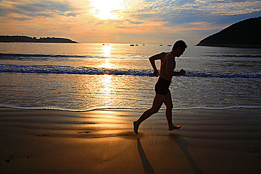 早晨,阳光,奔跑,沙滩,男人