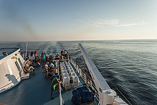 乘客,甲板,船,远眺,海洋