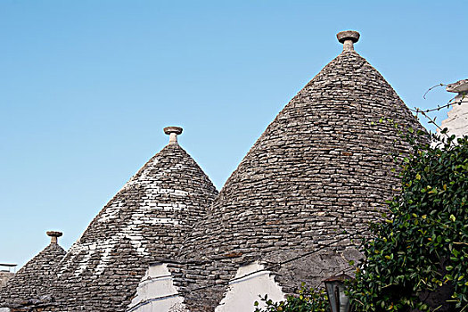 锥形石灰板屋顶,特色,居住环境,阿普利亚区