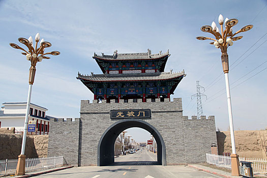 新疆巴里坤,清代镇西满汉城门及城墙