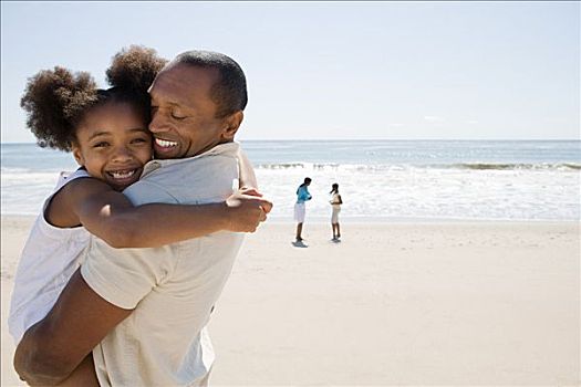 父亲,女儿,搂抱,海滩