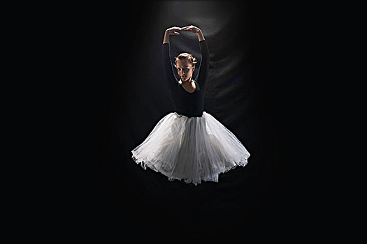 芭蕾舞女,黑色背景,背景