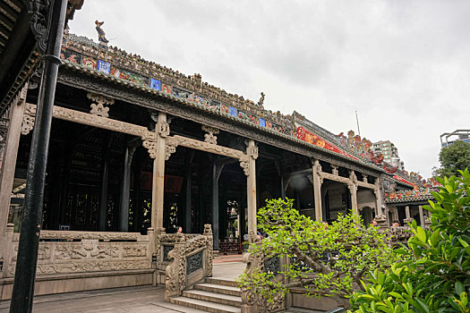 羊城广州阴天的陈家祠古建筑群特写