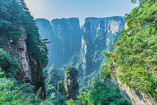 阿凡达浮悬山