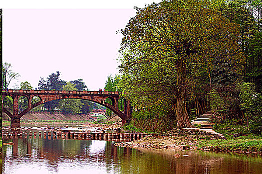 柳江古镇拱桥