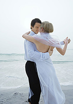 新郎,新娘,跳舞,海滩