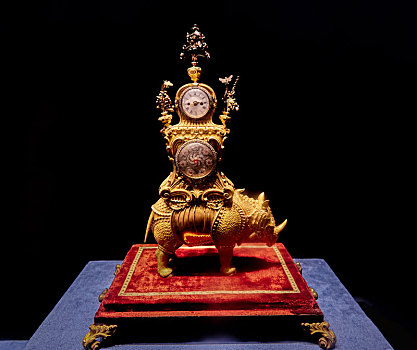 18世纪,铜鎏金犀牛表