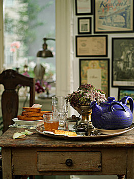 旧式,托盘,书桌,玻璃杯,茶,茶壶