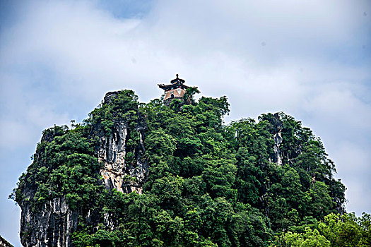 广西桂林阳朔公园山亭