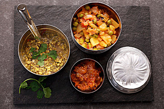 豌豆,土豆,咖哩,木豆,芒果甜酸醬,饭盒,印度