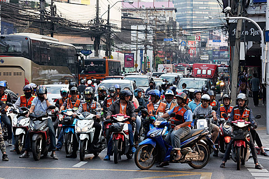 许多,摩托车,驾驶员,等待,交叉,交通,混乱,曼谷,泰国,亚洲